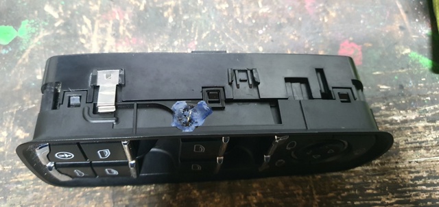 PORSCHE 7PP959858K в наличии Каменское