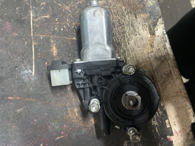 80731EG000 NISSAN купить в Сумы