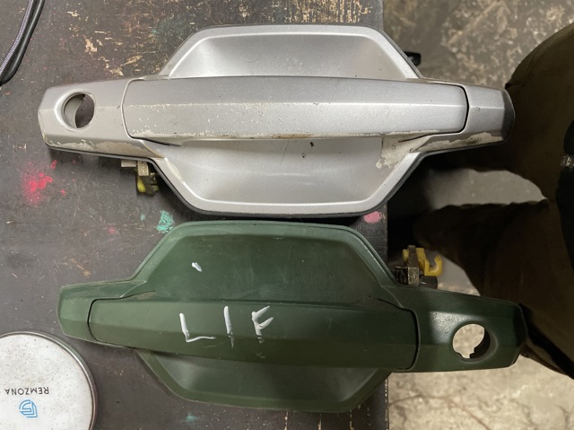 Ручка передней двери наружная, левая 82650H1010 HYUNDAI