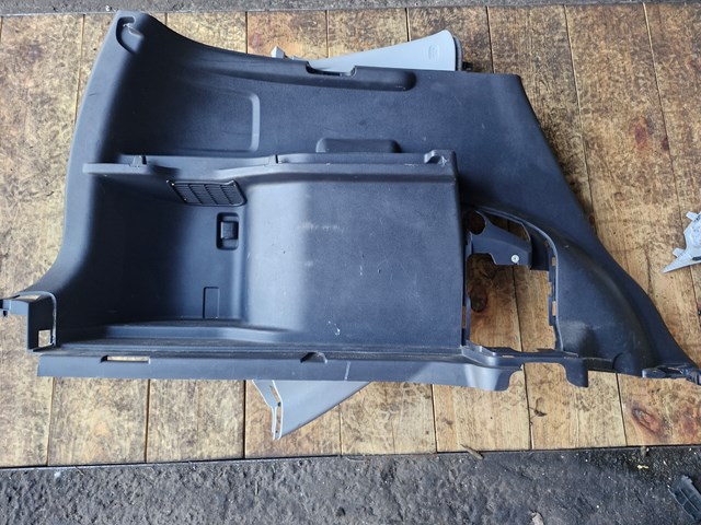 Облицовка багажного отсека нижняя 84685SWWE01ZA HONDA