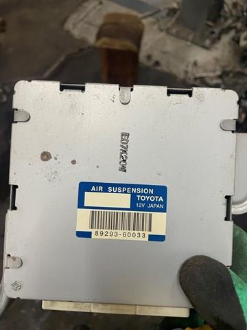 Блок управления пневмоподвеской 8929360033 TOYOTA
