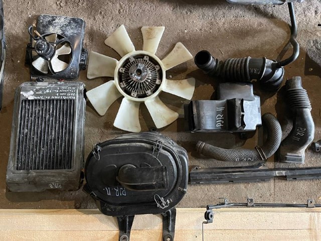 Воздухозаборник воздушного фильтра MD166003 MITSUBISHI