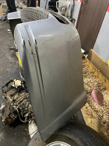 Задний бампер MN133663HC MITSUBISHI