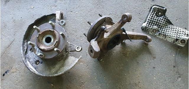 MAZDA UR6133031A Цапфа передняя левая в наличии Запорожье