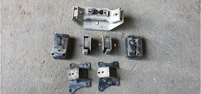 UR6139340A MAZDA Подушка коробки передач купить в Украина
