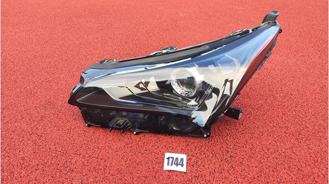 Фара 8107078190 TOYOTA