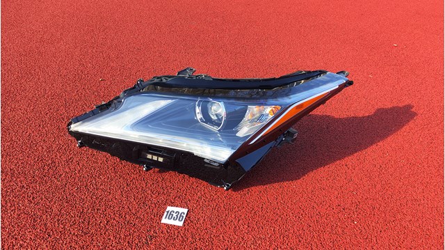 Фара левая 811500E260 TOYOTA