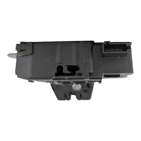 Замок крышки багажника DF19310 DETALI IF