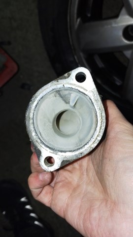 HYUNDAI 256312B000 Крышка термостата в наличии Одесса