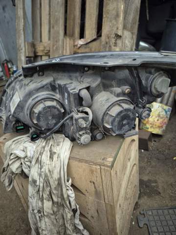 HYUNDAI 921022R000 Фара правая в наличии Украина