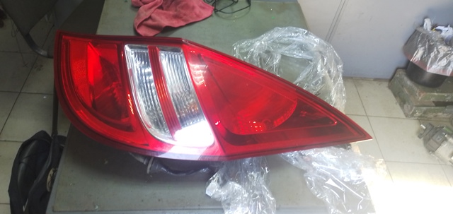 HYUNDAI 924022R010 Фонарь задний правый верхний в наличии Николаев