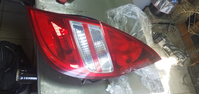 HYUNDAI 924022R010 Фонарь задний правый верхний в наличии Ужгород