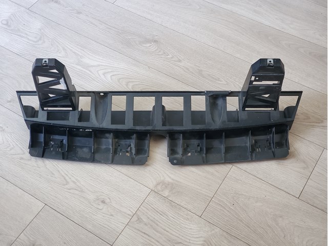 51127158444 BMW Кронштейн бампера заднего центральный купить в Львов