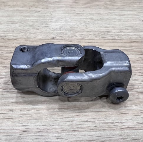 Рулевой кардан нижний FR3Z3N725B FORD