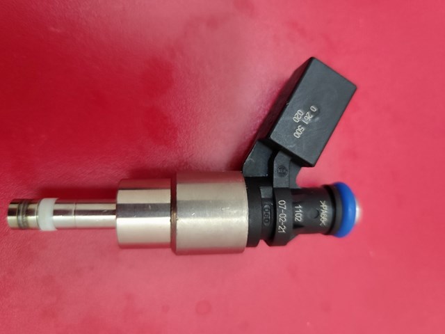 Форсунки 0261500020 BOSCH