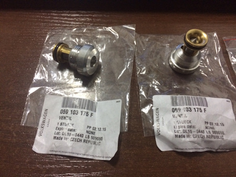 Клапан вентиляции картерных газов 059103175F VAG