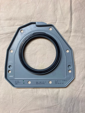 Сальник коленвала коренной 06K103171P VAG