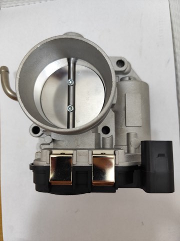 Заслонка воздушная 07K133062A MARKET (OEM)