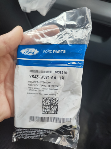 FORD 1038216 Опора подвесного подшипника передней полуоси в наличии Кривой Рог