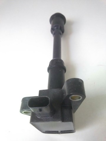 Катушка зажигания 1832313 FORD