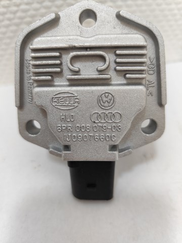Датчик уровня масла двигателя 1J0907660C VAG