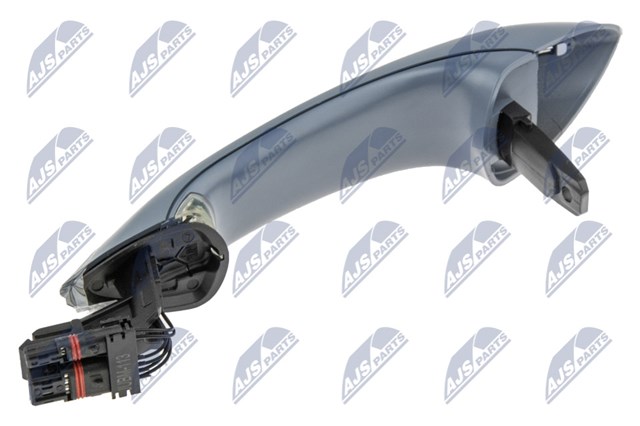 Ручка двери правой наружная передняя/задняя 51217231934 MARKET (OEM)