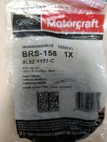 Сальник полуоси переднего моста правой 9L8Z1177C FORD