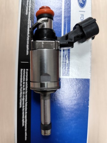 CP9Z9F593B Топливные форсунки купить Черкассы