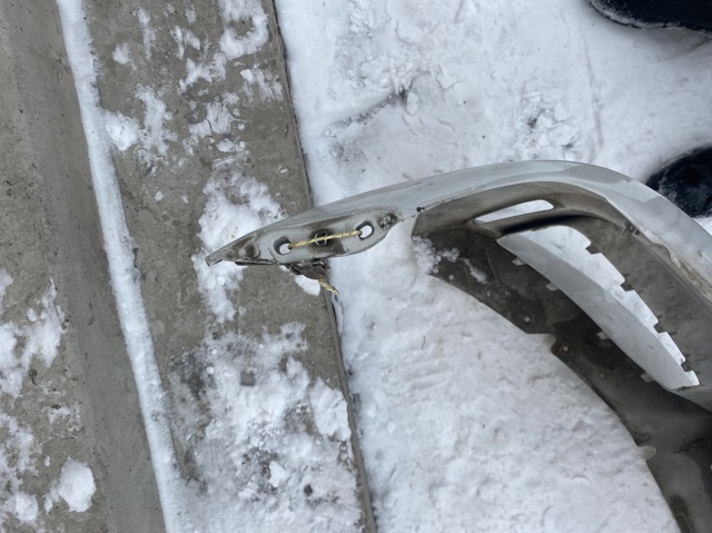 BMW 51118060879 Бампер передний в наличии Черновцы