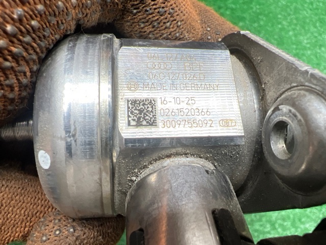 Насос топливный высокого давления (ТНВД) 06G127026D VAG