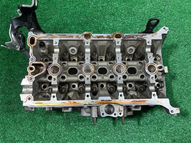 Головка блока цилиндров (ГБЦ) 06K103063AE VAG