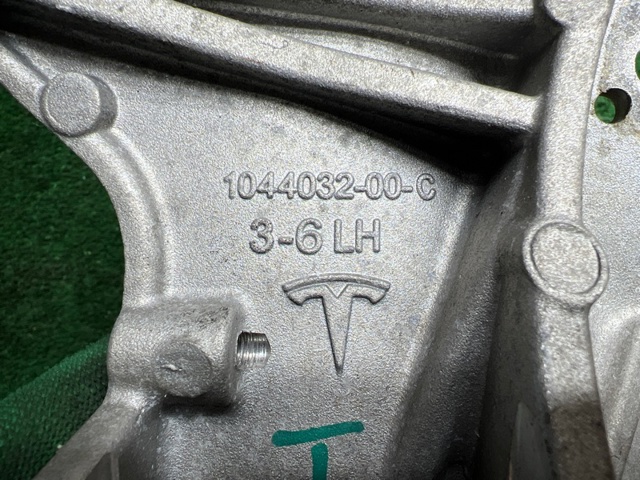 104403200C TESLA Опорный стакан пружины передней купить в Львов