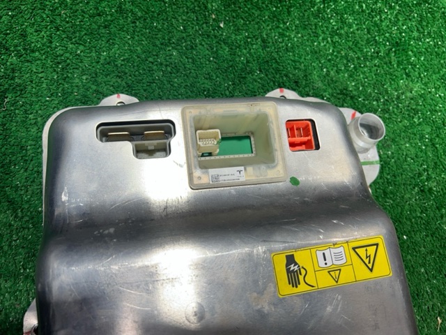 TESLA 113555804A Инвертор тока в наличии Черновцы