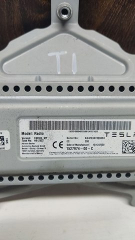 Магнитола (радио AM/FM) 152797400C TESLA