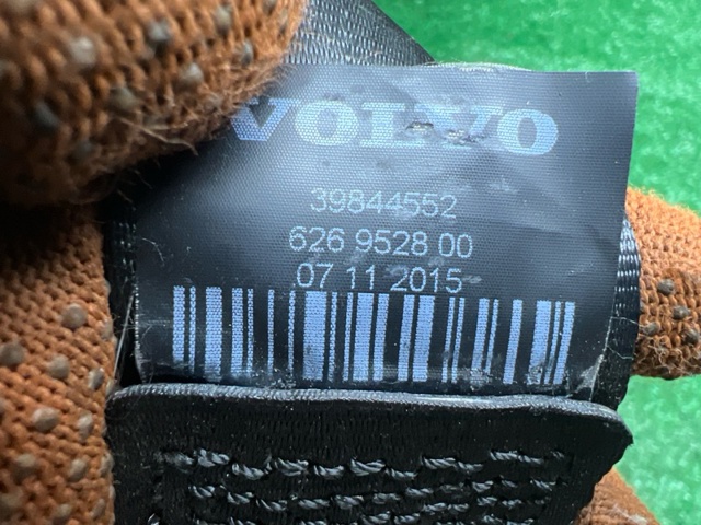 31322652 VOLVO Ремень безопасности передний правый купить в Чернигов