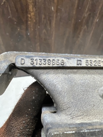VOLVO 31330594 Подушка (опора) двигателя левая нижняя в наличии Чернигов