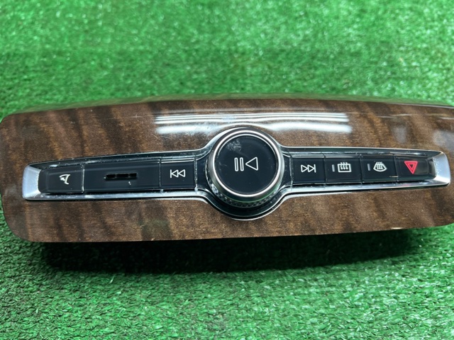 VOLVO 31346789 Блок управления режимами отопления/кондиционирования в наличии Николаев