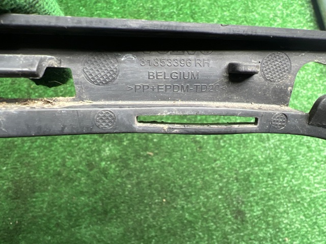 Кронштейн насадки глушителя 31353396 VOLVO