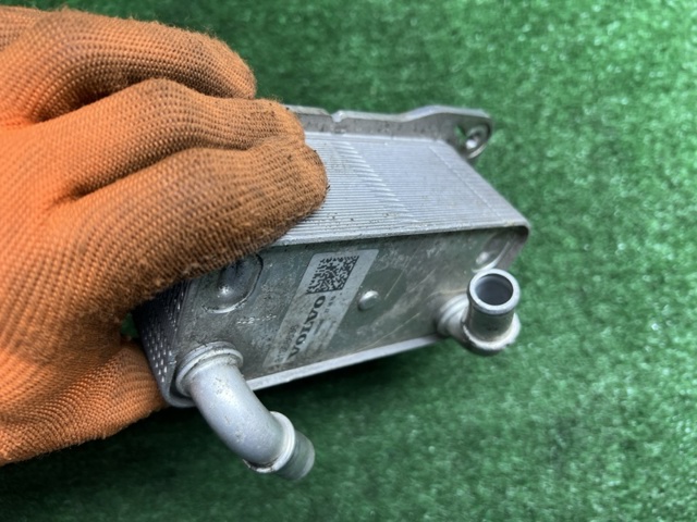 VOLVO 31368636 Радиатор масляный в наличии Тернополь