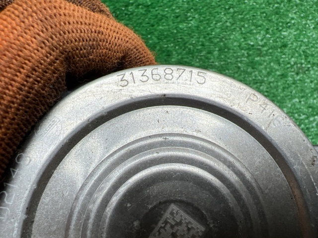 31368715 VOLVO Помпа купить в Чернигов