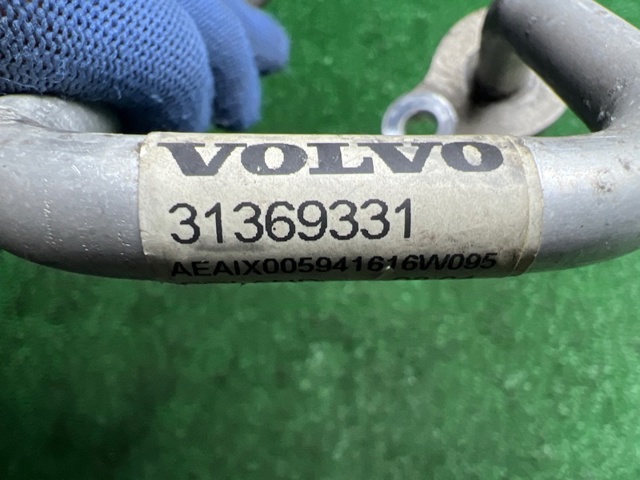 VOLVO 31369331 Шланг кондиционера, от заднего испарителя к компрессору в наличии Ирпень