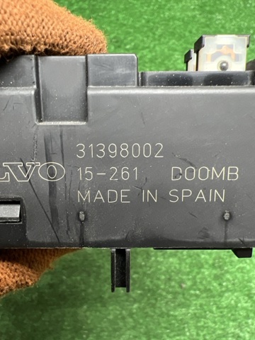 VOLVO 31398002 Блок предохранителей в наличии Ровно