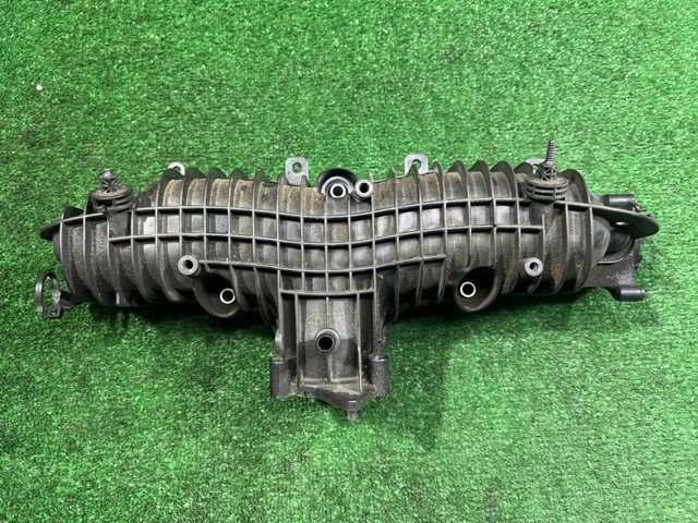Впускной коллектор 31431777 VOLVO