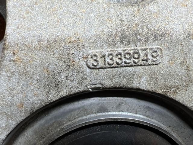 VOLVO 31460716 Подушка (опора) двигателя левая в наличии Чернигов
