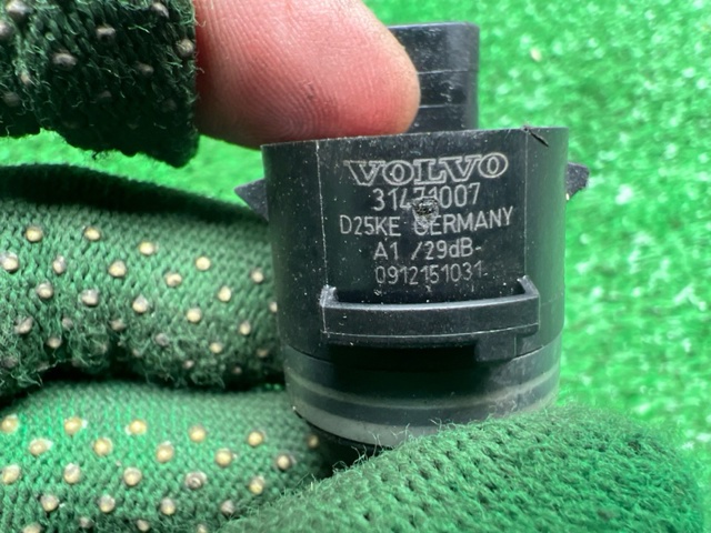 31471048 VOLVO Датчик сигнализации парковки (парктроник) передний/задний боковой купить в Украина