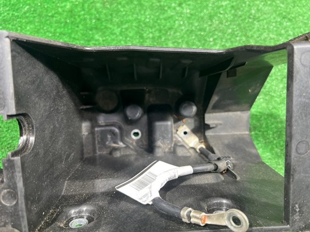 31479621 VOLVO Подставка аккумулятора купить в Харьков