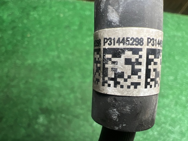 VOLVO 31658931 Шланг тормозной передний правый в наличии Запорожье