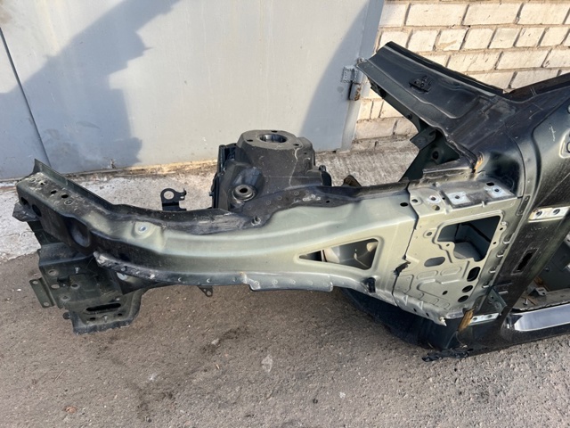 31672513 VOLVO Арка крыла переднего левого купить в Ровно