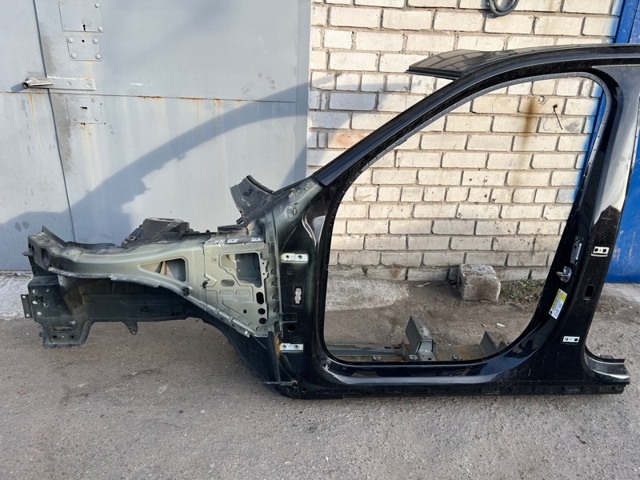 Панель брызговика моторного отсека, левая 31672513 VOLVO