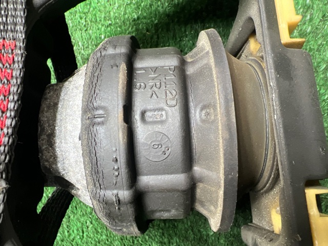 VOLVO 31686885 Подушка (опора) двигателя правая в наличии Каменское